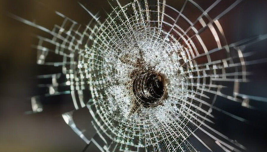 ¿Cómo actuar en caso de luna rota?