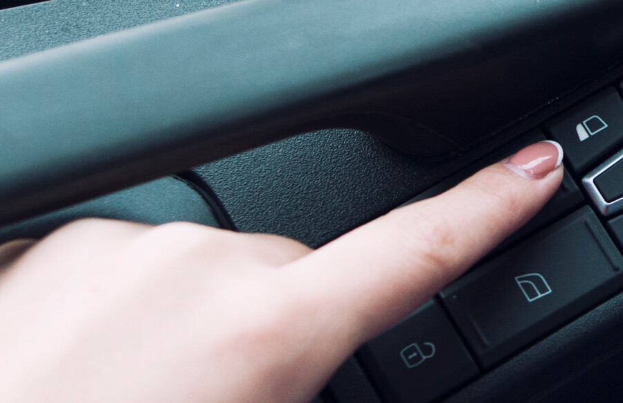 ¡Arreglar el elevalunas eléctrico es posible en Ralarsa!