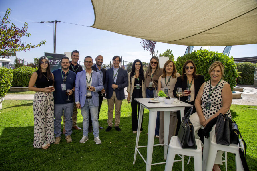 Imagen de trabajo-equipo-motivacion-evento-franquiciados-ralarsa