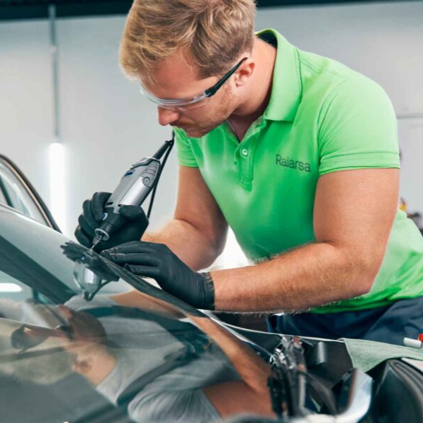 Proceso de Reparación de Lunas Explicado Paso a Paso | Ralarsa