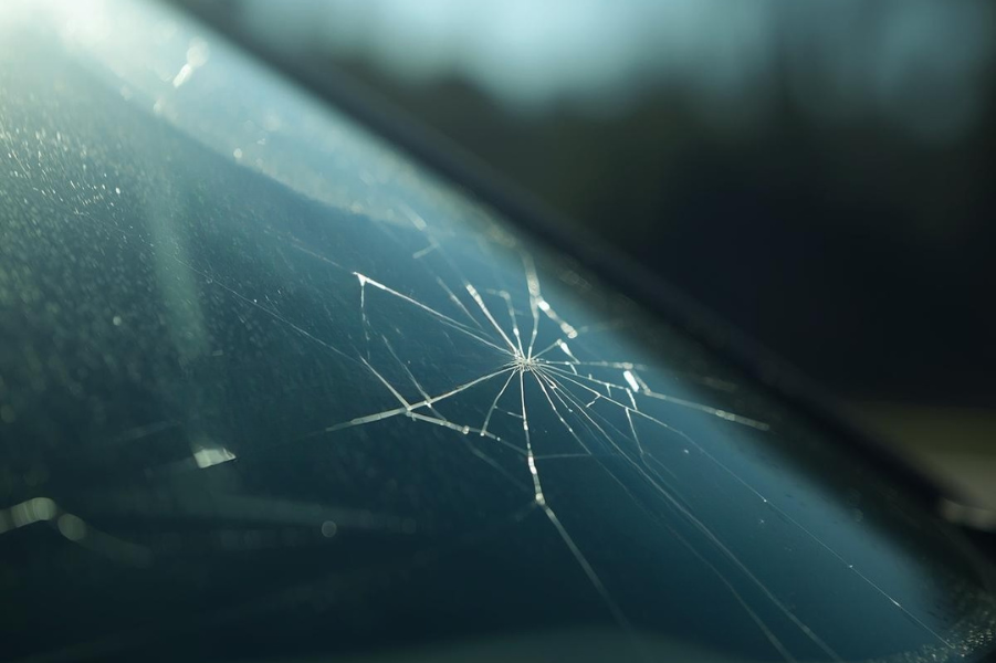 Ventajas de Instalar Luna Nueva en tu Vehículo | Ralarsa