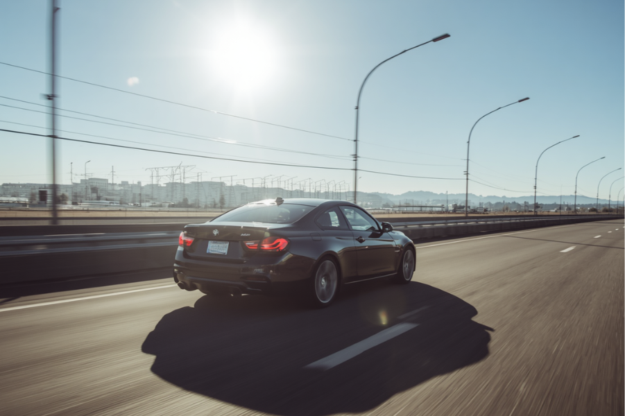 Cómo Influye Cambiar la Luna en la Seguridad del Vehículo | Ralarsa